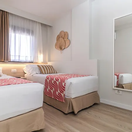 Livvo Anamar بلايا ديل إنغلز