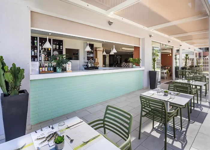 Hotel Livvo Anamar 4*