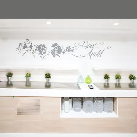 Отель Livvo Anamar