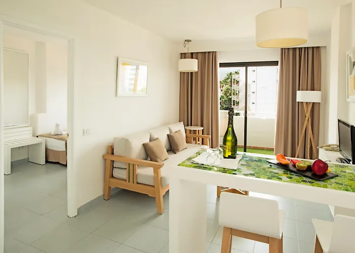 Hotel Livvo Anamar 4*