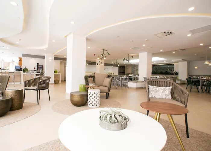 Livvo Anamar Hotel 4*